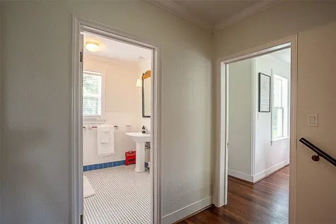 260 Manor Street Beaumont TX 77706
