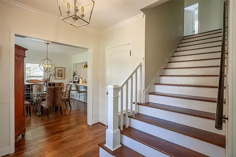 260 Manor Street Beaumont TX 77706