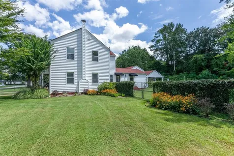 260 Manor Street Beaumont TX 77706