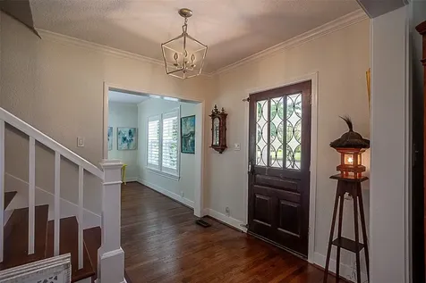 260 Manor Street Beaumont TX 77706