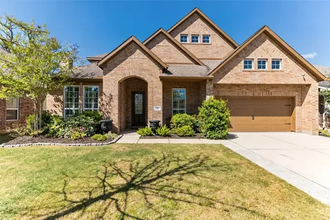 208 Woodside Court Clute TX 77531