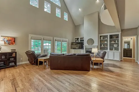 27007 Holly Lord Magnolia TX 77355