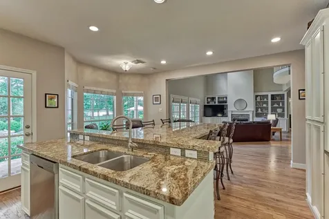 27007 Holly Lord Magnolia TX 77355