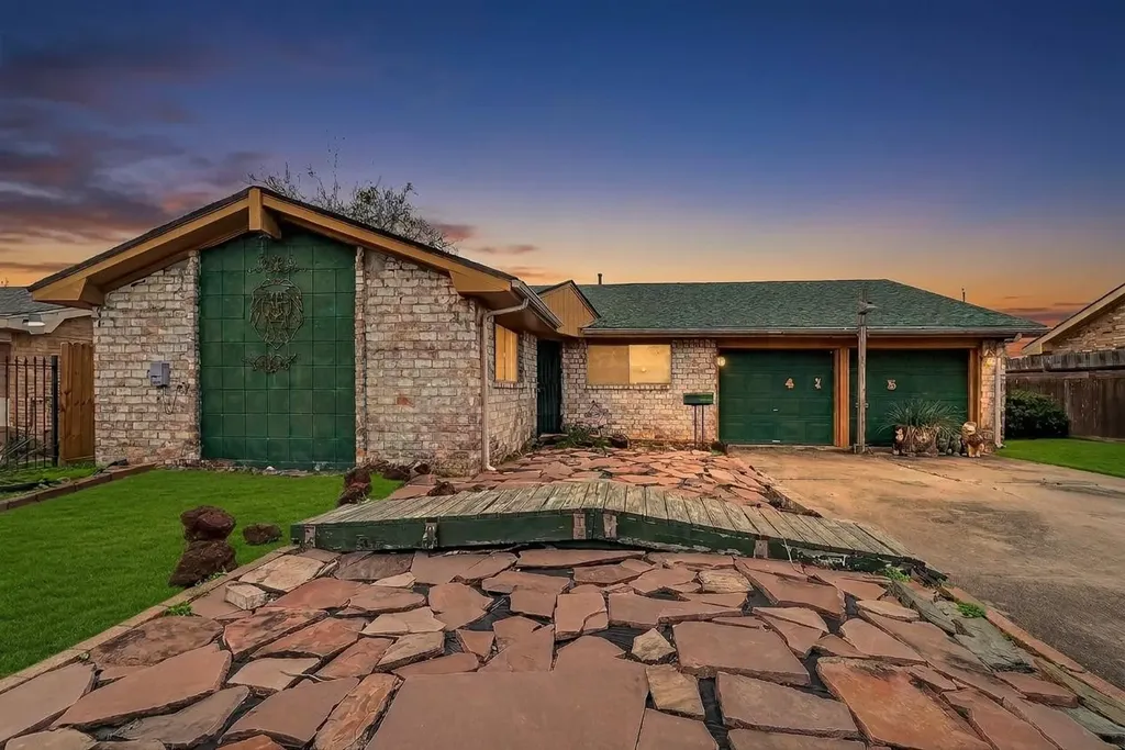 4115 Dalmatian Drive Houston TX 77045