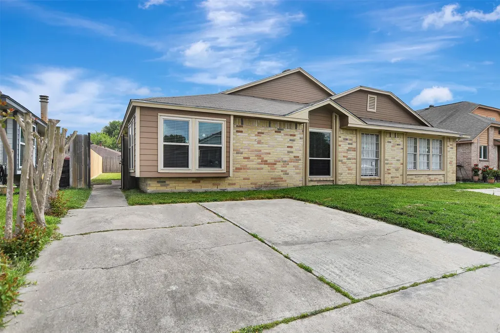 10038 Woodico Court Houston TX 77038