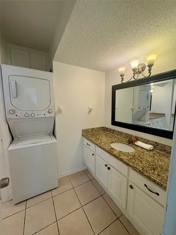2744 Briarhurst Drive 38 Houston TX 77057