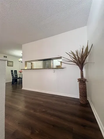 2744 Briarhurst Drive 38 Houston TX 77057