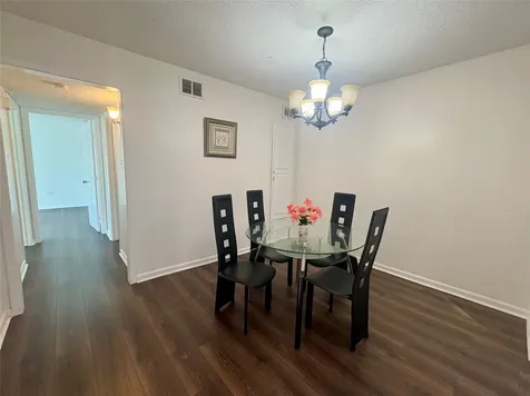 2744 Briarhurst Drive 38 Houston TX 77057