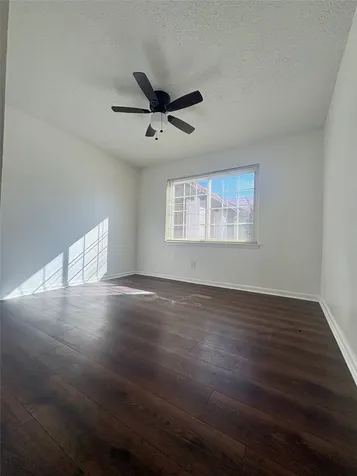 2744 Briarhurst Drive 38 Houston TX 77057