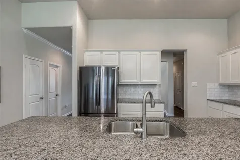212 Road 6613 Dayton TX 77535