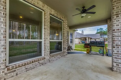 212 Road 6613 Dayton TX 77535
