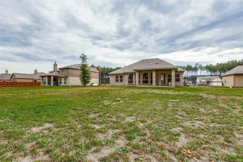 212 Road 6613 Dayton TX 77535
