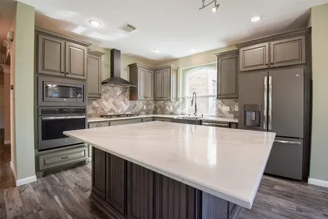 12869 Kingsbridge Lane Houston TX 77077