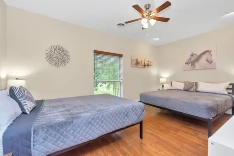 1730 Lakeshore Drive Kingwood TX 77339