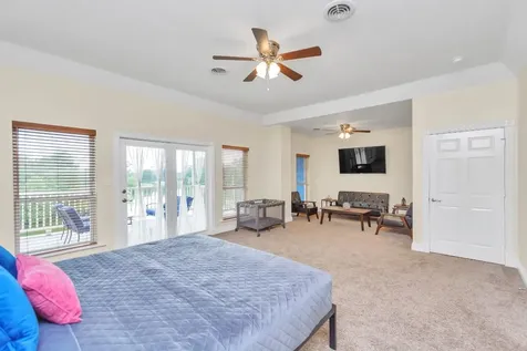 1730 Lakeshore Drive Kingwood TX 77339