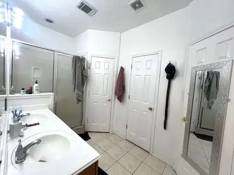 714 Fowlkes Street Sealy TX 77474