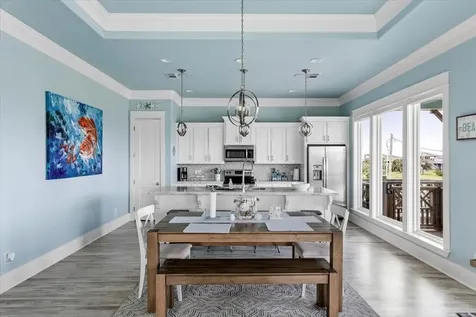 879 Wommack Crystal Beach TX 77650