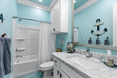 879 Wommack Crystal Beach TX 77650