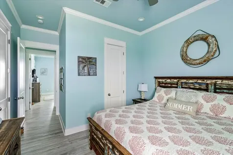 879 Wommack Crystal Beach TX 77650