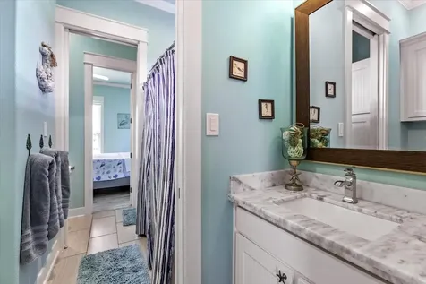879 Wommack Crystal Beach TX 77650