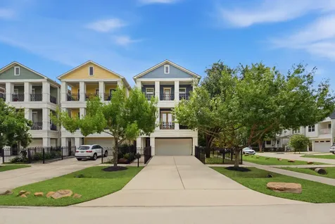 2702 Nicholson Street Houston TX 77008