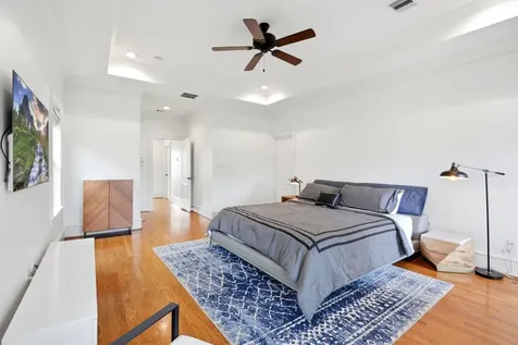 2702 Nicholson Street Houston TX 77008