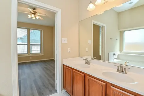 719 Levi Bend Magnolia TX 77354