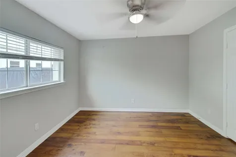 5701 Schumacher Lane 35 Houston TX 77057