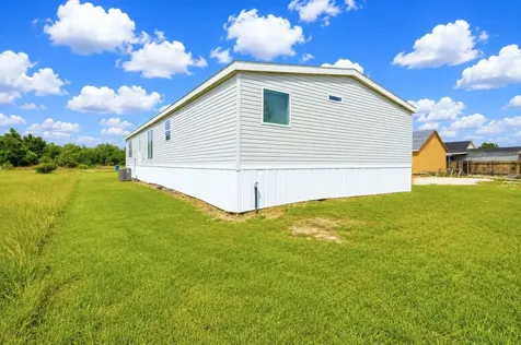 275 Road 5132 Cleveland TX 77327
