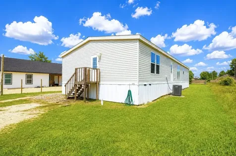 275 Road 5132 Cleveland TX 77327