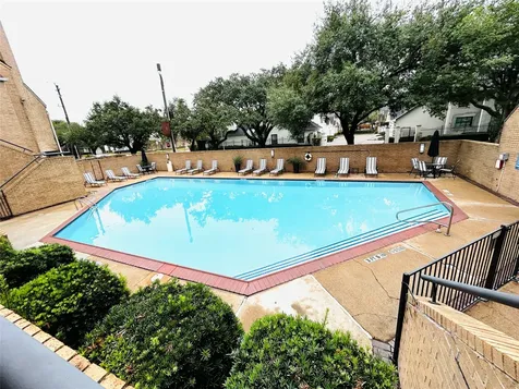 5200 Weslayan Street 311 Houston TX 77005