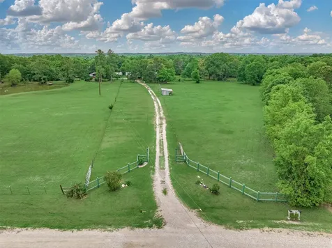 88 Piney Point Road Huntsville TX 77340