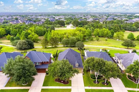27714 Linden Ridge Lane Fulshear TX 77441