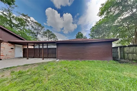2026 Willow Point Drive Houston TX 77339