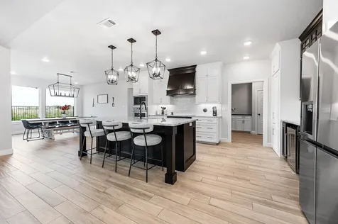 800 Greystone Lane Angleton TX 77515