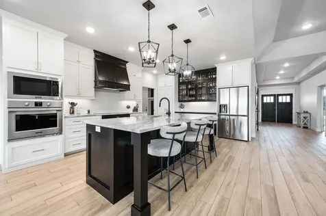 800 Greystone Lane Angleton TX 77515