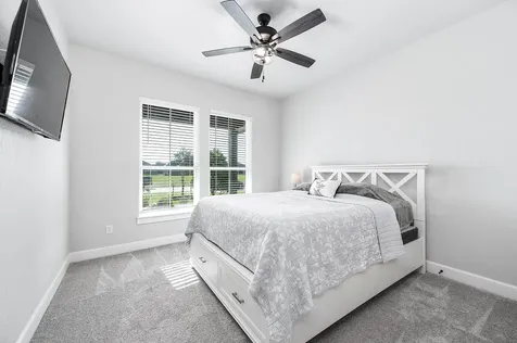 800 Greystone Lane Angleton TX 77515