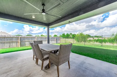800 Greystone Lane Angleton TX 77515