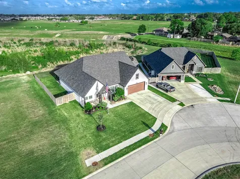 800 Greystone Lane Angleton TX 77515