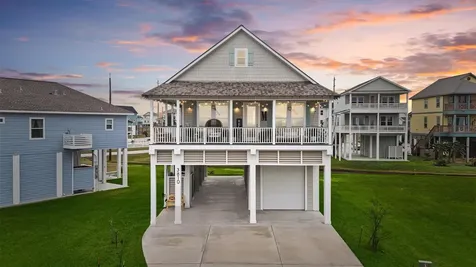 3810 Carmel Court Galveston TX 77554