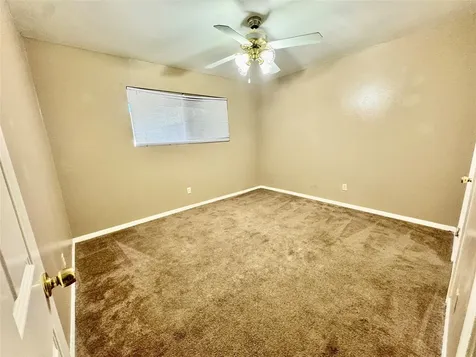 2201 N Grand Boulevard 8 Pearland TX 77581