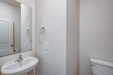 20618 Bauer Gulch Drive Hockley TX 77447