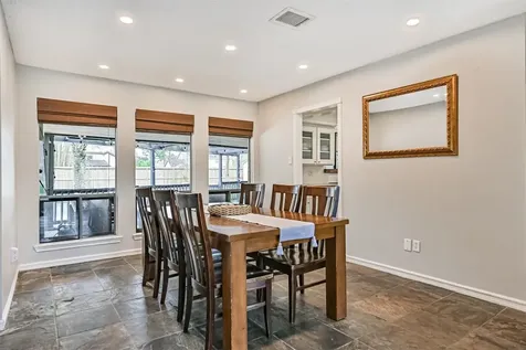910 Evergreen Drive Friendswood TX 77546