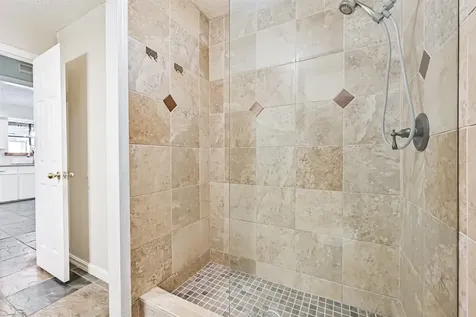 910 Evergreen Drive Friendswood TX 77546