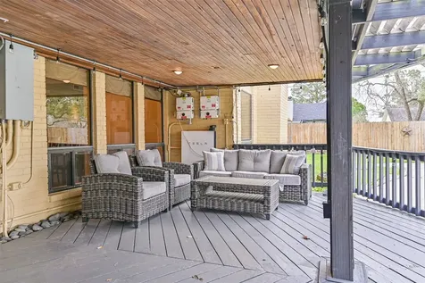 910 Evergreen Drive Friendswood TX 77546