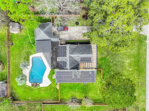 910 Evergreen Drive Friendswood TX 77546