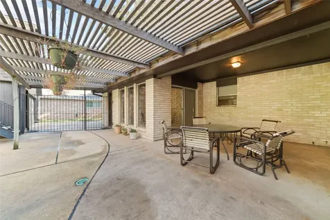 3826 Pleasant Valley Drive Missouri City TX 77459