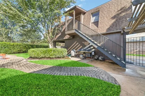 3826 Pleasant Valley Drive Missouri City TX 77459