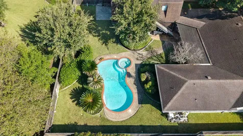 3826 Pleasant Valley Drive Missouri City TX 77459