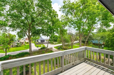3726 Bayshore Drive Bacliff TX 77518